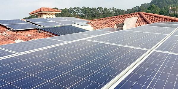 Laatste bedrijfscasus over PV van het Huizhou30kw Dak het Zonnesysteem van de Machtsgeneratie